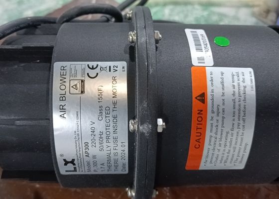 エアプレススイッチ 単体用フロントガラス付きの長方形屋外スパ